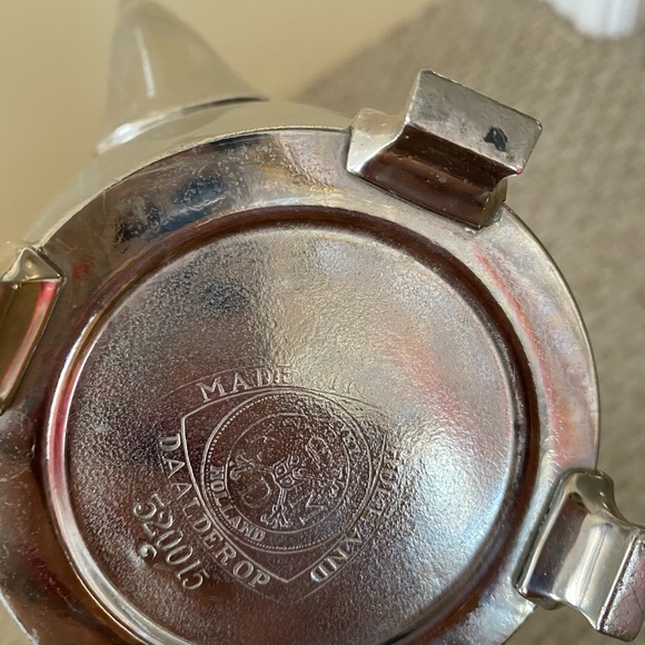 ROYAL HOLLAND PEWTER DAALDEROP SILVER COFFE POT
